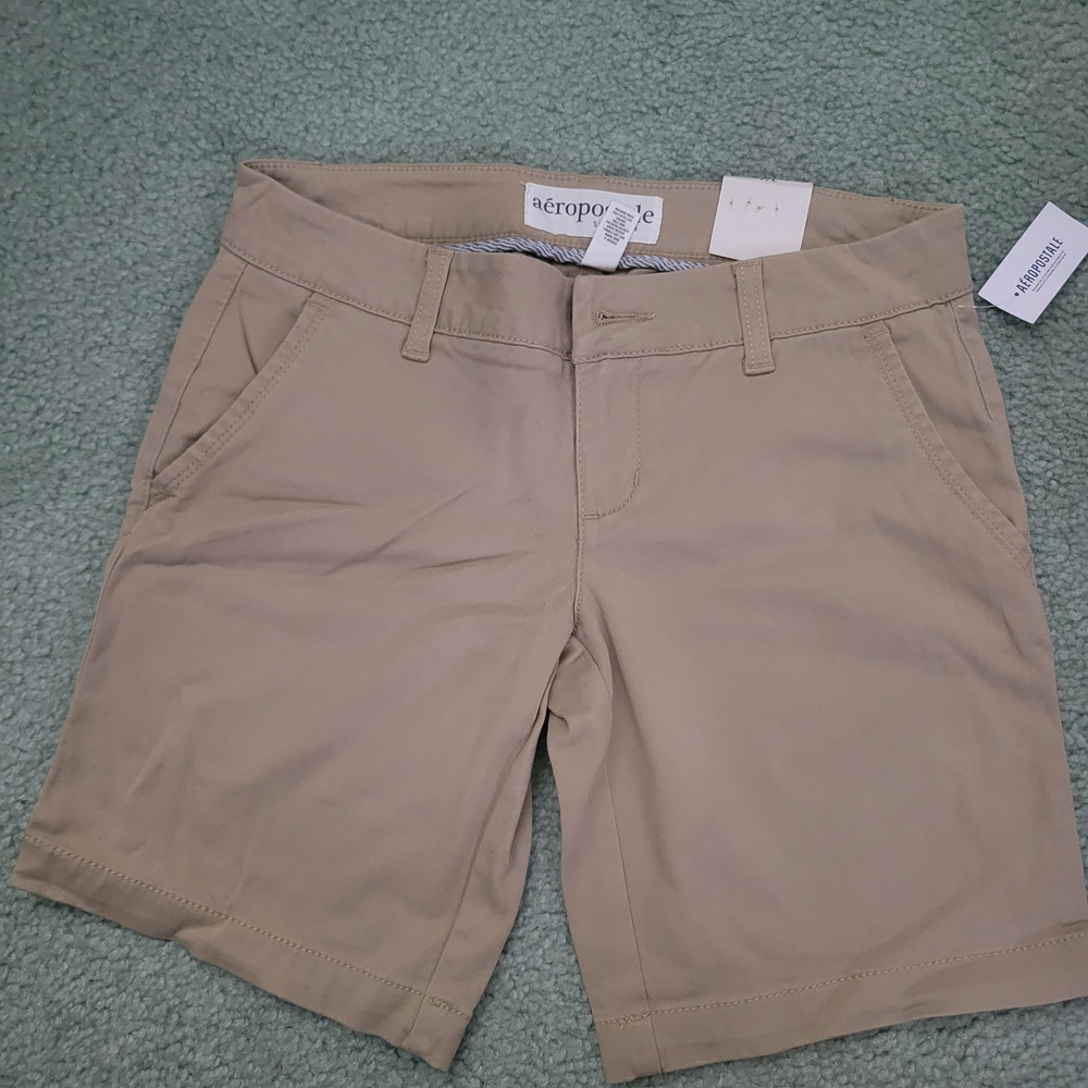 Aeropostale Women's Tan Shorts